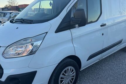 Ford Transit Custom 165.000 km 5.999 &euro; München 81829