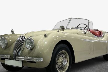 Jaguar XK 99.042 km 119.000 € München 81477
