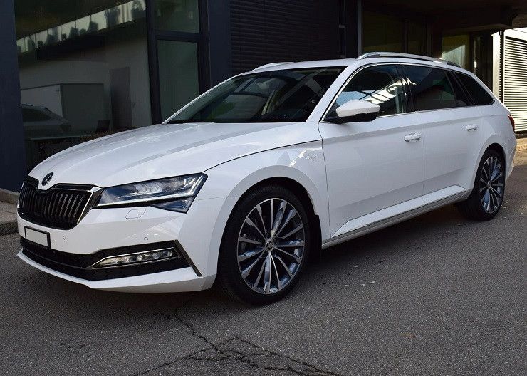 Skoda Superb 41.800 km 42.840 &euro; Unterschleissheim 85716