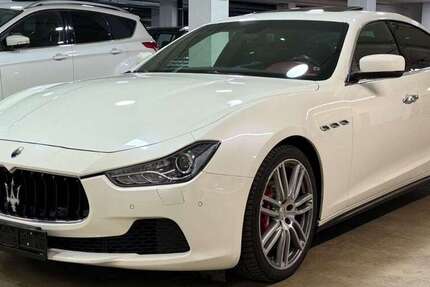 Maserati Ghibli 149.957 km 21.990 &euro; München 81675