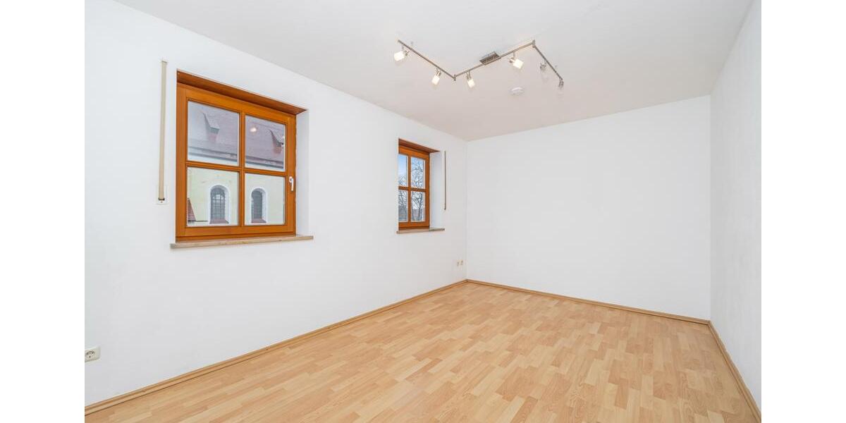 Reihenhaus Egling - 7 Zimmer, 162 m&sup2;, 2.050&euro; | Angebot:25305869