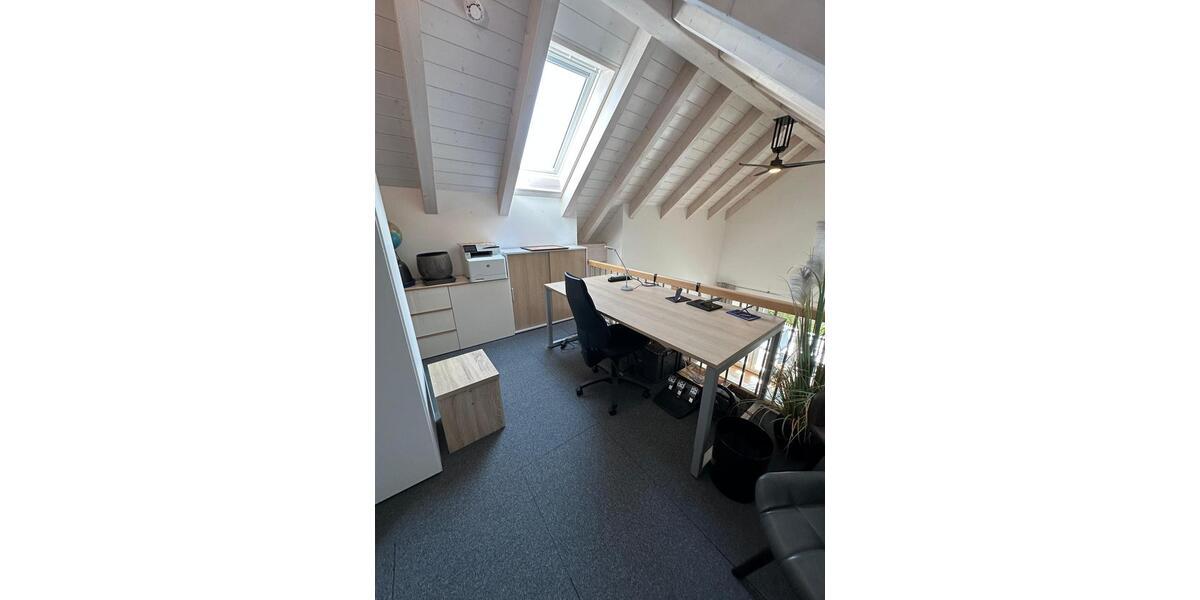 Dachgeschoßwohnung Gauting - 4 Zimmer, 116 m&sup2;, 1.790&euro; | Angebot:25649101