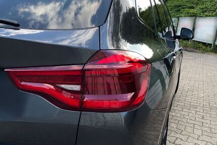 BMW X3 178.000 km 24.900 &euro; München 81677