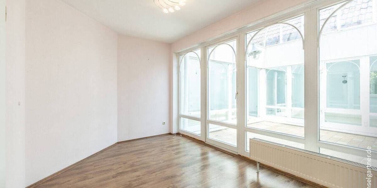 Bungalow Kirchheim bei München Heimstetten - 4 Zimmer, 130 m&sup2;, 885.000&euro; | Angebot:26879034