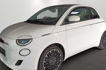 Fiat 500e 20.000 km 22.490 &euro; München 80339