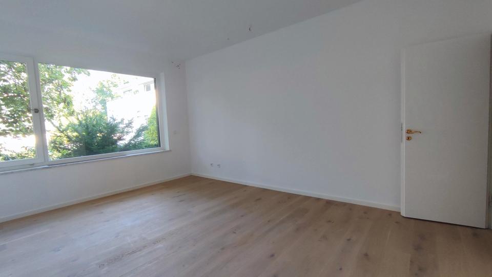 Etagenwohnung München Bogenhausen - 4 Zimmer, 125 m&sup2;, 1.590.000&euro; | Angebot:26316551