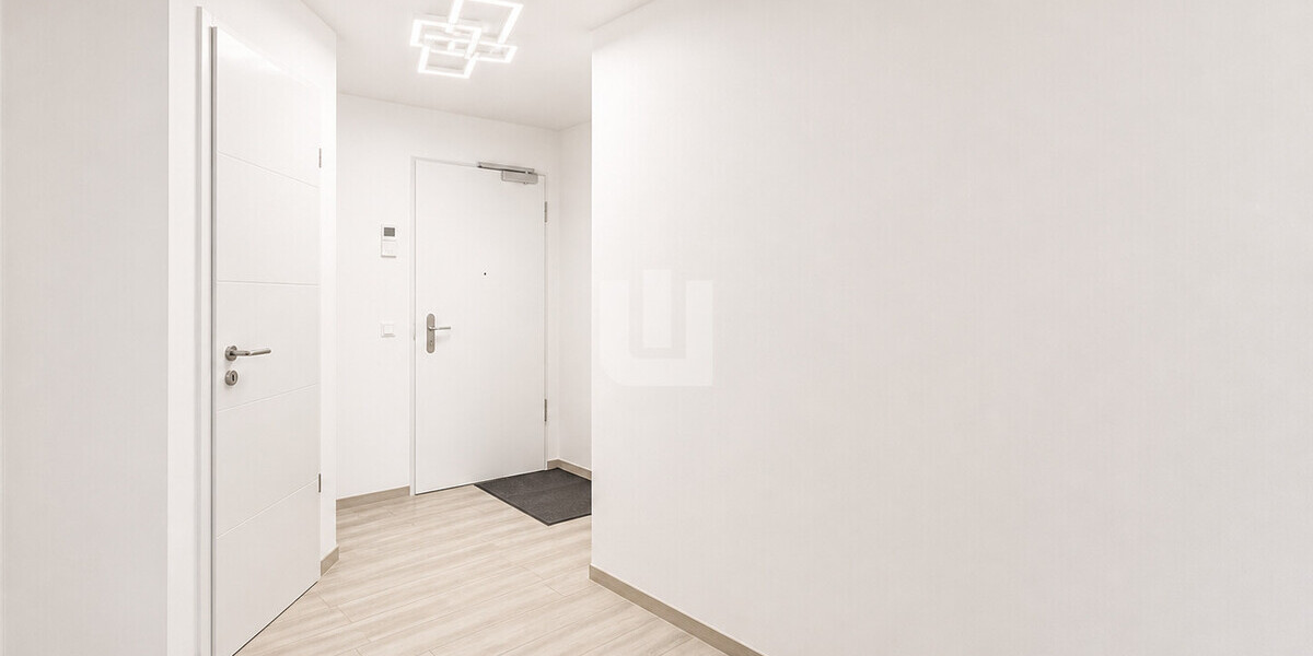 WINDISCH - Traumhafte 2-Zi.-Wohnung mit gehobener Ausstattung und Aufzug in zentraler Lage - Etagenwohnung Gröbenzell | Angebot:26456020