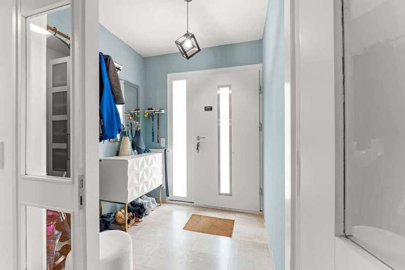 Wohnung zum Kaufen in München 1.055.000 € 157 m²