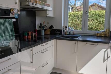 Wohnung Unterhaching - 4 Zimmer, 130 m&sup2;, 2.600&euro; | Angebot:26272781