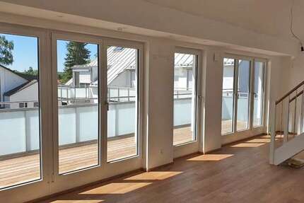 Wohnung München Feldmoching - 2.5 Zimmer, 71 m&sup2;, 1.550&euro; | Angebot:25500353