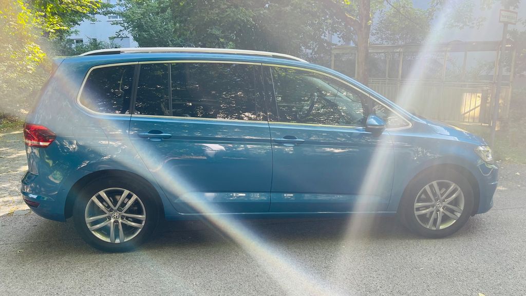 VW Touran 133.000 km 17.500 &euro; München 81373