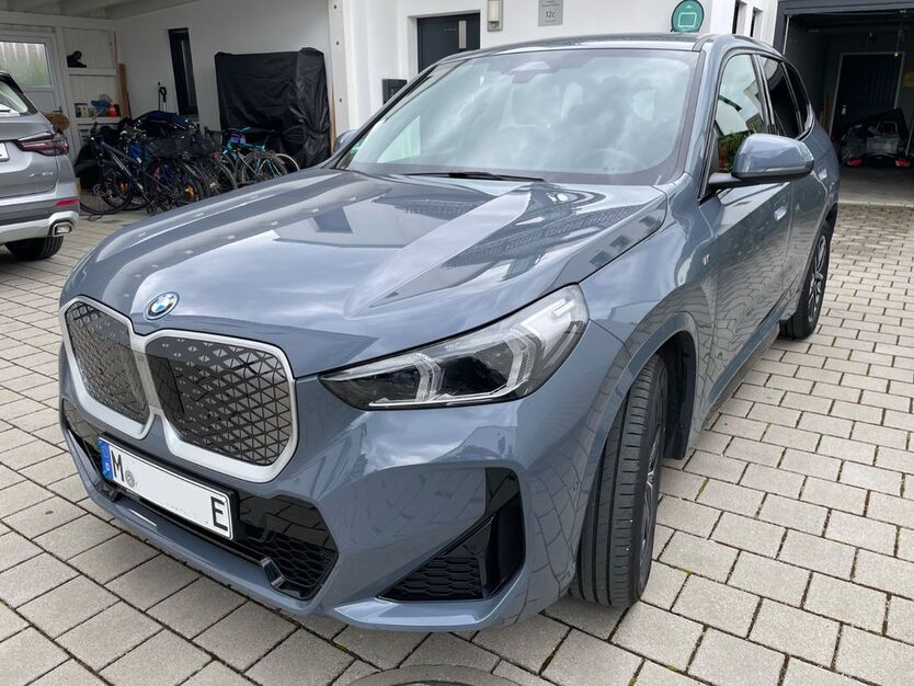 BMW iX1 12.000 km 38.900 € Unterschleißheim 85716