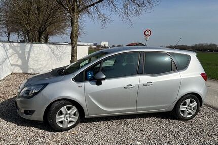 Opel Meriva 111.788 km 6.199 &euro; Neufahrn 85375