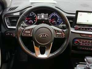 Kia XCEED 1.4T DCT SPIRIT NAV XCL |AHK 57.561 km 18.960 &euro; Höhenkirchen-Siegertsbrun 85635