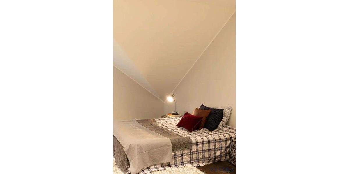 Reihenendhaus Grünwald - 5 Zimmer, 172 m&sup2;, 5.590&euro; | Angebot:23982535