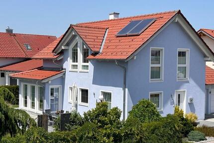 Nähe A94: modernes Wohnparadies mit Traumgarten zimmer