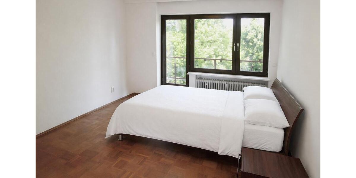Erdgeschoßwohnung München Bogenhausen - 3 Zimmer, 95 m&sup2;, 1.620&euro; | Angebot:26335081
