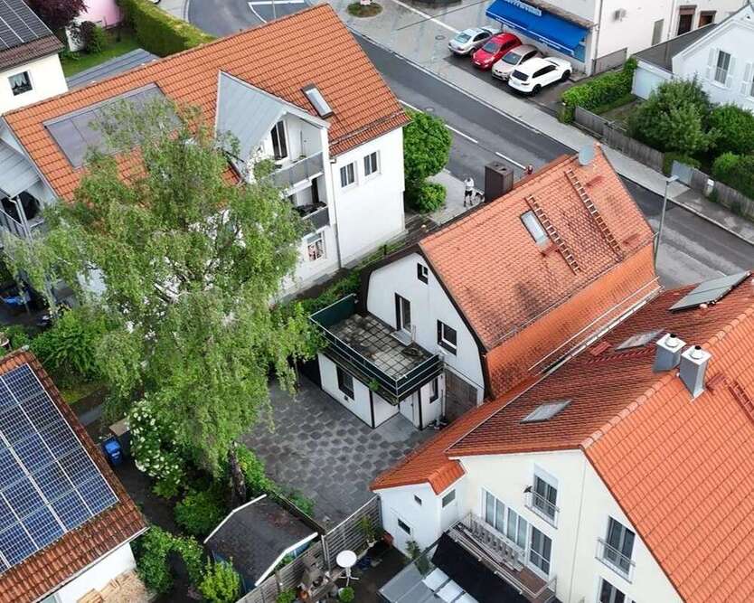 Haus zum Kaufen in München 1.050.000 € 230 m²
