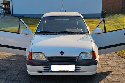 Opel Kadett 122.641 km 3.500 &euro; Oberding 85445