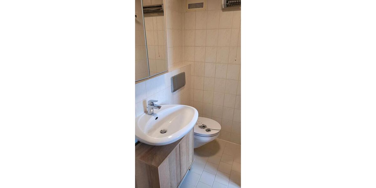Etagenwohnung Holzkirchen - 1 Zimmer, 20 m&sup2;, 374&euro; | Angebot:26365014