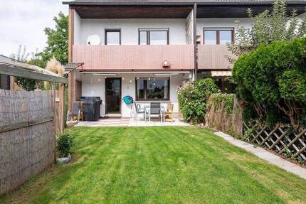 EIN ZUHAUSE ZUM VERWIRKLICHEN: REIHENENDHAUS MIT VIELSEITIGEN MÖGLICHKEITEN