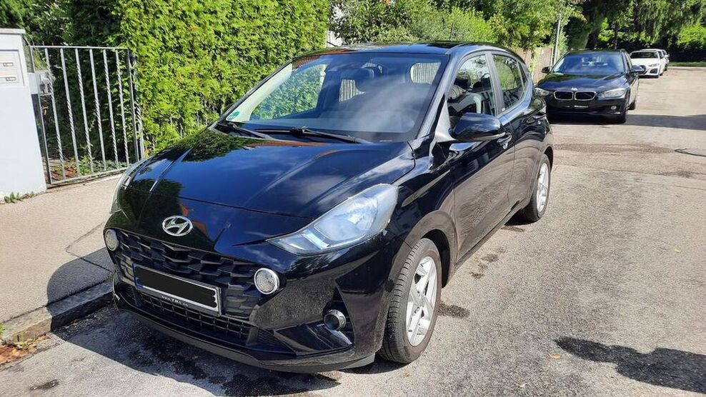 i10