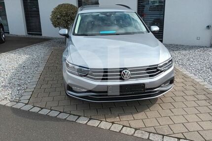 VW Passat Variant