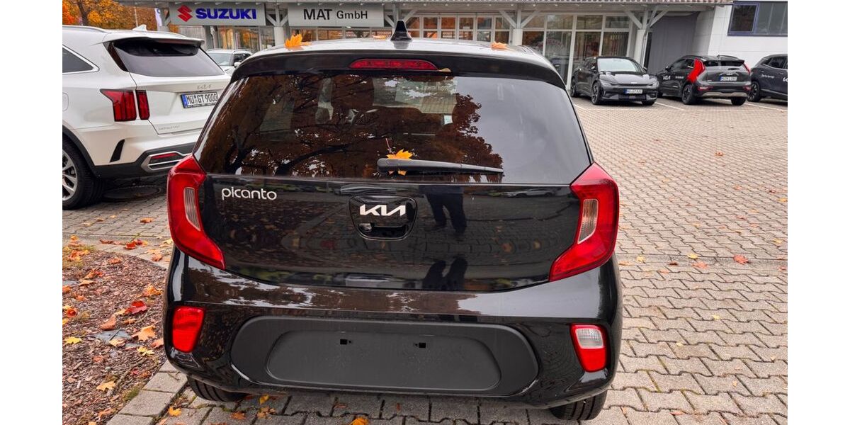 Kia Picanto 11.500 km 14.500 &euro; München 81679