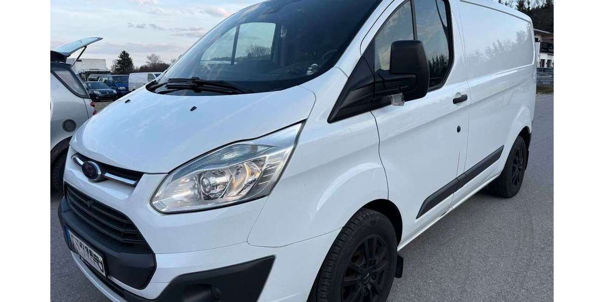 Ford Transit Custom 153.000 km 4.950 &euro; Puchheim 82178