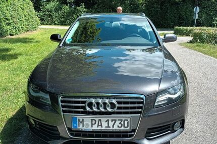 Audi A4 195.000 km 8.250 &euro; München 81543