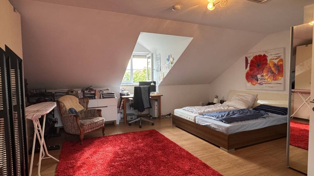 Reihenmittelhaus Kirchheim - 5 Zimmer, 145 m&sup2;, 2.200&euro; | Angebot:26629638