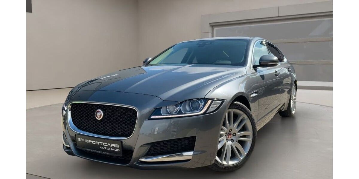 Jaguar XF 45.200 km 24.990 &euro; Unterföhring bei München 85774