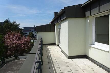 Dachterrassen Wohnung, 2 Zi., Küche, Bad, TG, 78,2m², frei
