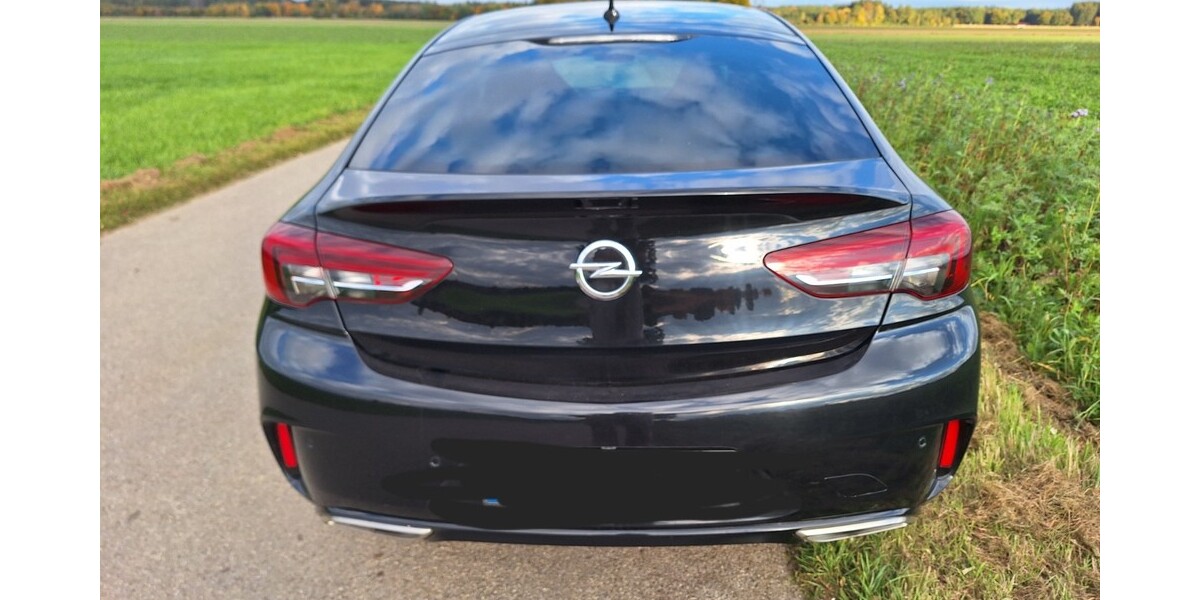 Opel Insignia Grand Sport 2.0 BTurbo D 4x4 Autom.GSI 82.000 km 21.000 &euro; Sauerlach 82054