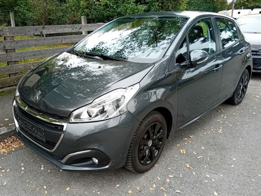 Peugeot 208 157.900 km 3.850 € München 80937