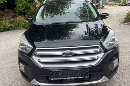 Ford Kuga 249.999 km 7.800 &euro; München 81245
