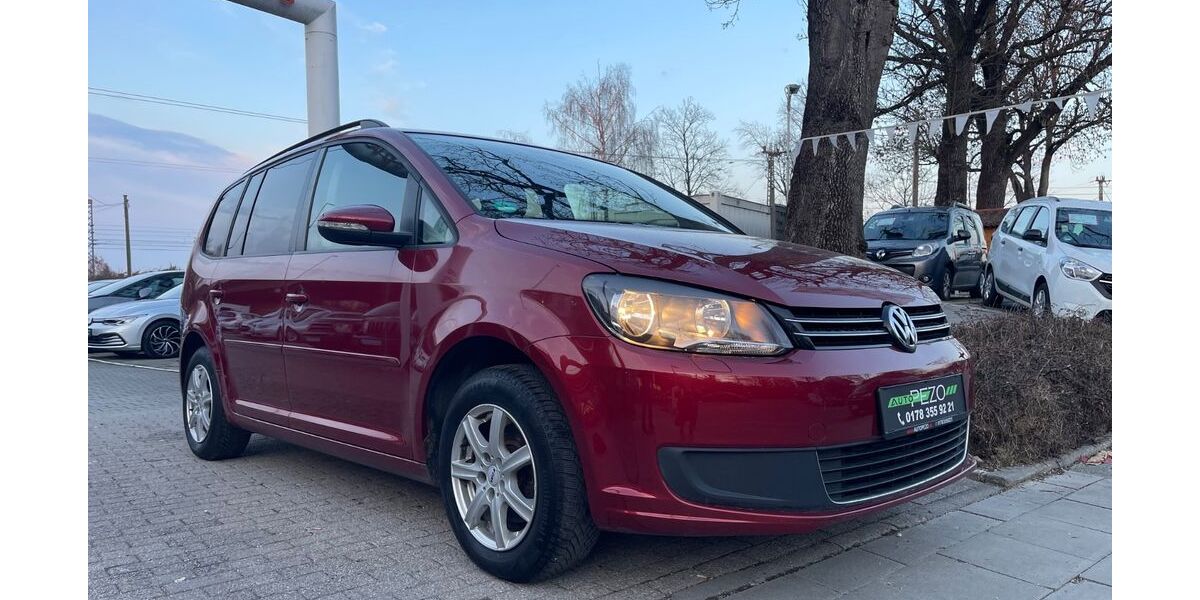 VW Touran 144.767 km 7.699 &euro; München OT Trudering-Riem 81825
