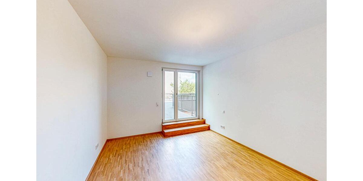 Etagenwohnung München Thalkirchen-Obersendling-Forstenried-Fürstenried-S - 4 Zimmer, 125 m&sup2;, 2.900&euro; | Angebot:24440435