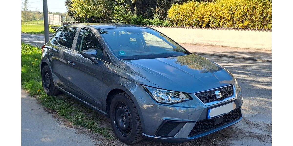 Seat Ibiza 64.646 km 10.900 &euro; München 81249