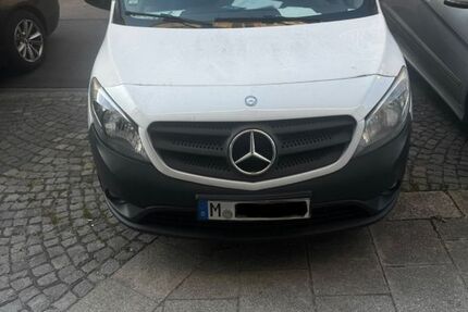 Mercedes-Benz Citan 163.180 km 2.990 &euro; München 80809