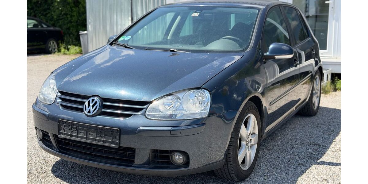 VW Golf 223.946 km 2.290 &euro; Hofolding 85649