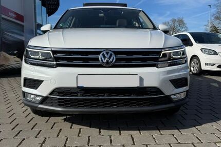 VW Tiguan 128.000 km 22.900 &euro; Olching 82140