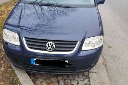 VW Touran 158.250 km 3.629 &euro; München 81737