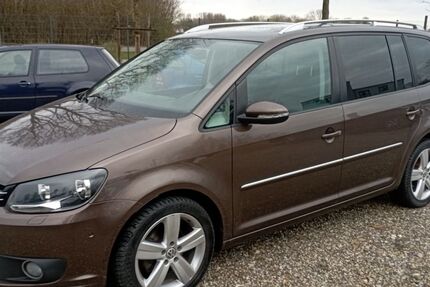 VW Touran 108.800 km 11.777 &euro; Emmering 82275