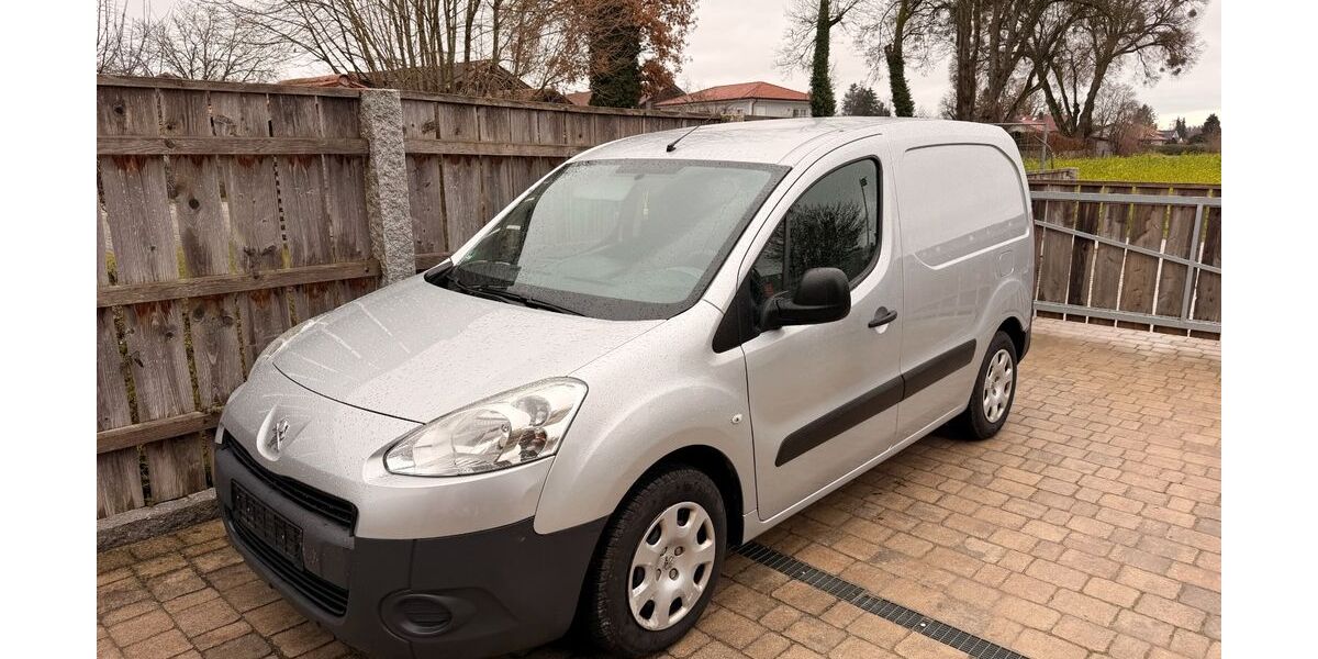 Peugeot Partner 187.000 km 5.500 € Brunnthal 85649