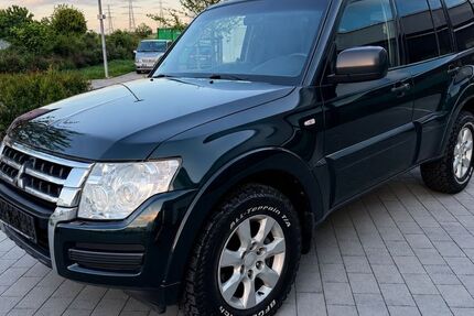 Mitsubishi Pajero 400.000 km 11.900 &euro; Neuching 85467