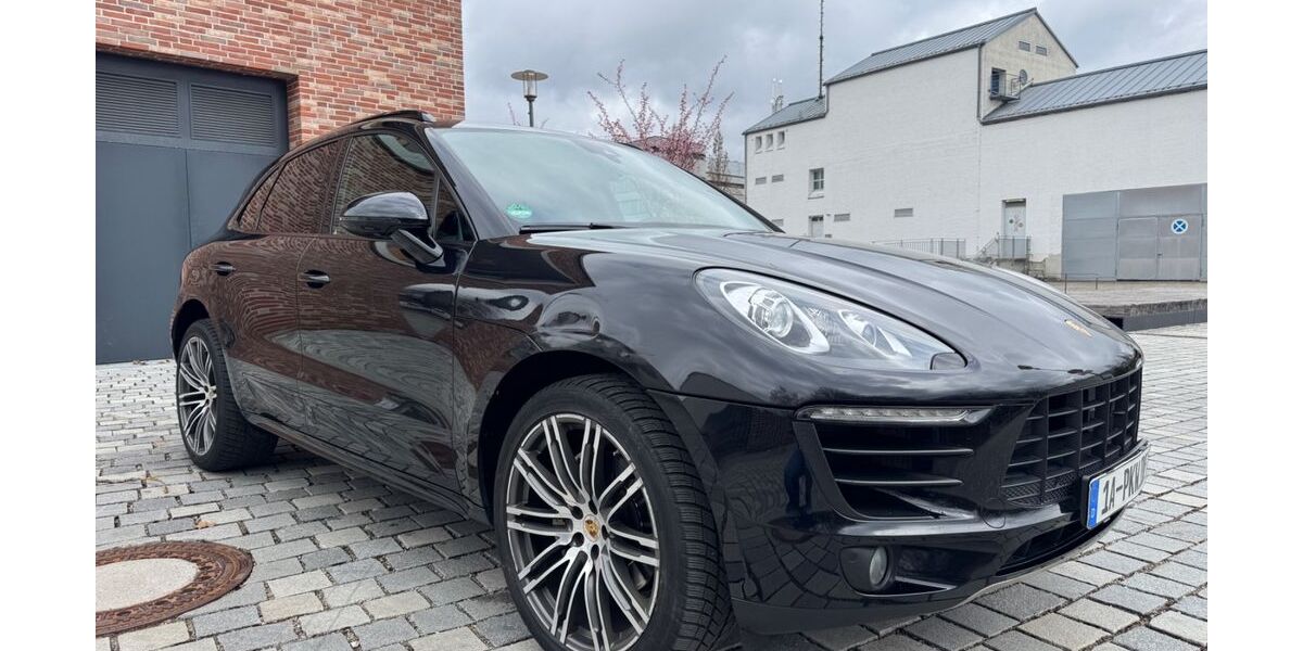 Porsche Macan 263.000 km 24.900 &euro; Unterföhring 85774