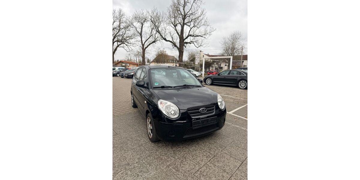 Kia Picanto 154.000 km 699 &euro; München 81825