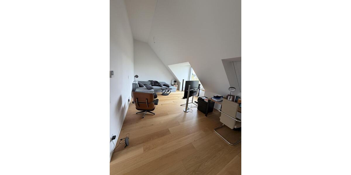 Etagenwohnung München Pasing-Obermenzing - 2 Zimmer, 117 m&sup2;, 2.550&euro; | Angebot:26477252