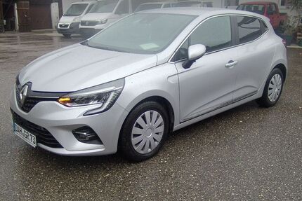 Renault Clio 8.500 km 13.100 &euro; Feldgeding 85232